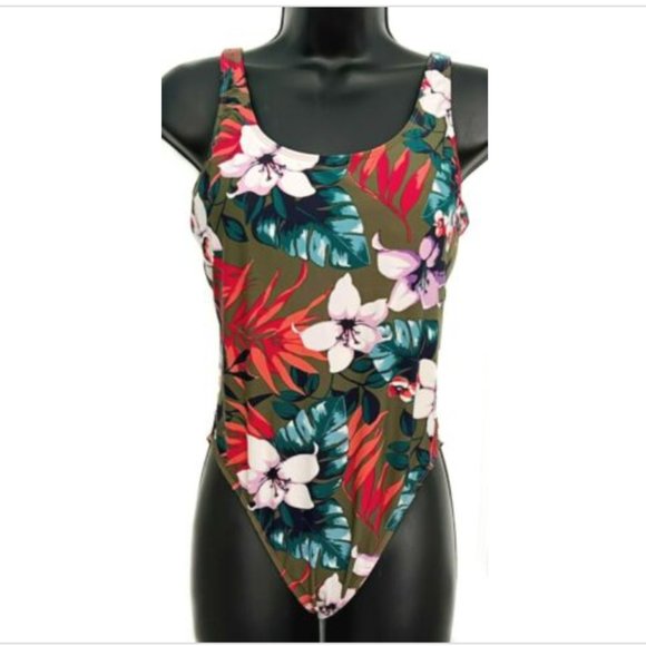 Hollister Other - Hollister Womens One Piece Swimsuit Hawaiian Floral Removable Bra Pads Size Med